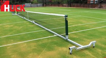 Easy move freestanding tennis posts